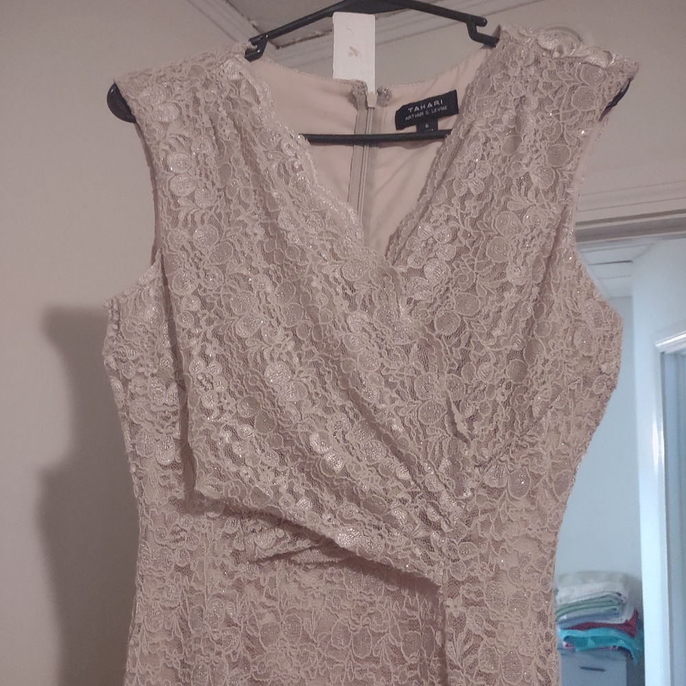 Tahari size 6 dress